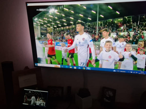 F1 der JSG Brechen/Weyer Einlaufkids bei SV Wehen/Wiesbaden – 1.FC Nürnberg 2024