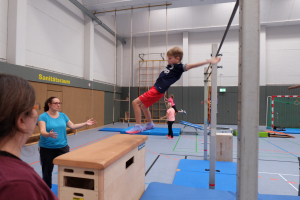 Ninja Warrior Cup TSG Oberbrechen Limburg - Reck